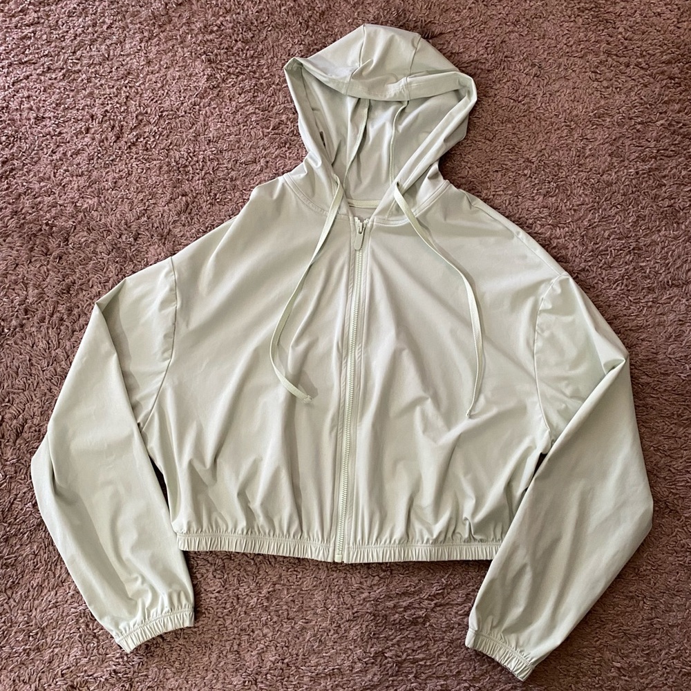 Lululemon Hood-Lite Relaxed-Fit Cropped Windbreaker Women’s Sz 4 Light Green